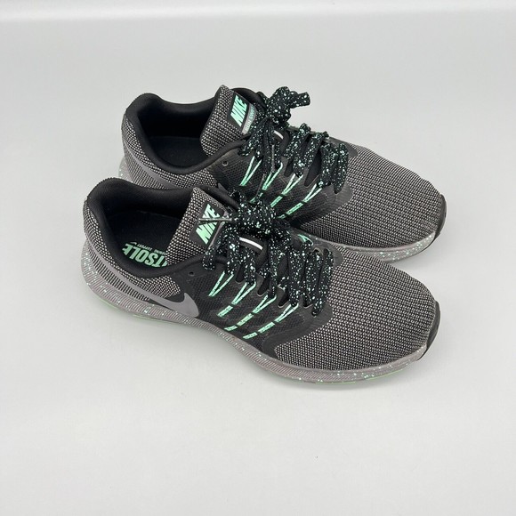 Nike Run Swift Womens SZ 7.5 Gray Black Green Running Shoes AR1904-001 EUC - Picture 2 of 11